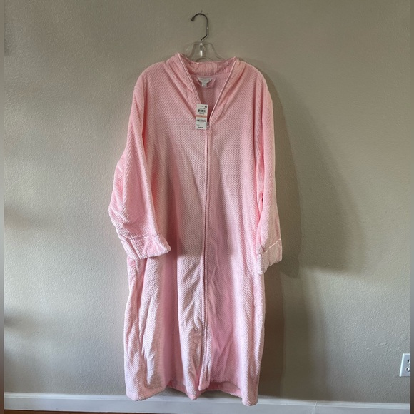 NWT Soft Plush Full Length Robe - Picture 1 of 5